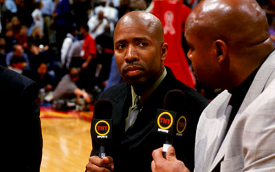 记者：佛罗伦萨球员不满基恩500万高薪，后者态度也存在问题（记者称佛罗伦萨队内对基恩500万年薪不满，其态度亦遭质疑）