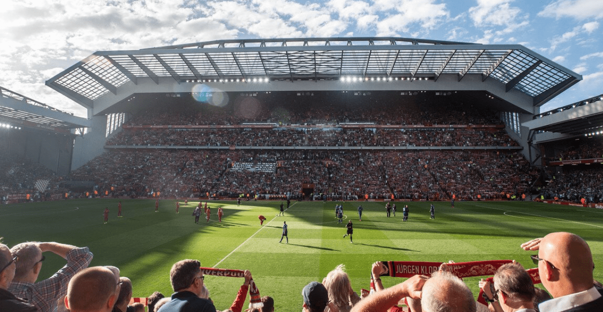 库里又开始浪？离谱传球送失误 助独行侠开场连拿6分（库里又浪了？离谱传球致失误，独行侠开局连得6分）