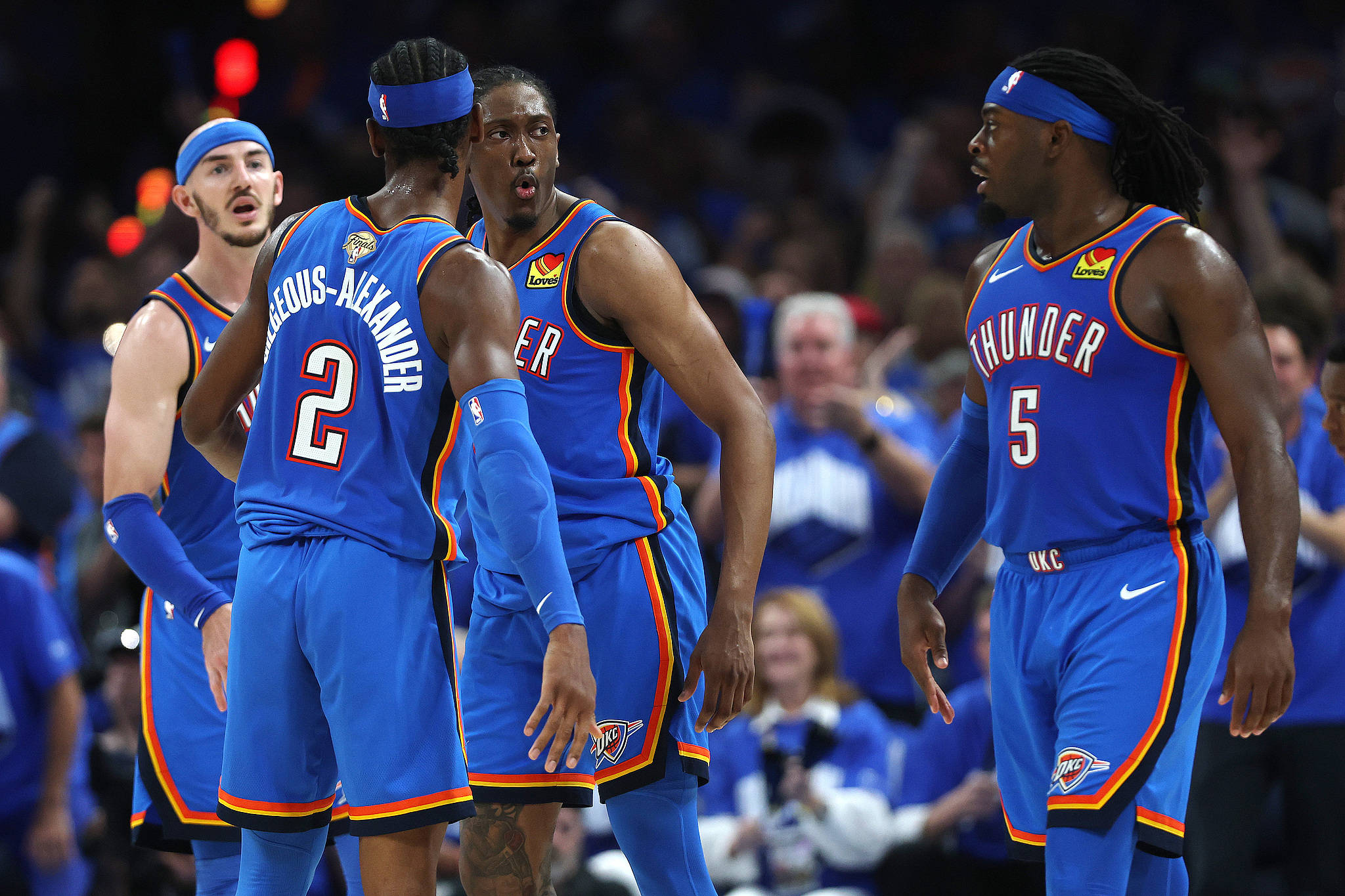 西甲：巴萨主场3-0完胜瓦伦西亚（西甲：巴萨主场三球零封瓦伦西亚）