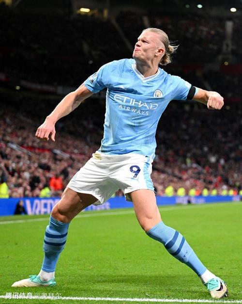 记者：当初是佩普要国足跟越南打对攻，还开小会不让陈洋参加（记者称佩普当时要求国足与越南对攻，还另开小会未让陈洋参加）