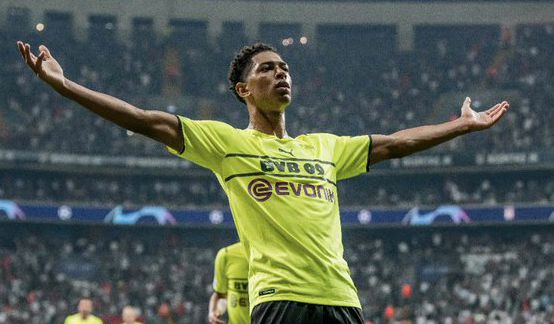 范晓冬：亚泰不破不立需要重建，最适合的人选是杜震宇（范晓冬认为亚泰需重建，杜震宇是最合适的主帅人选）