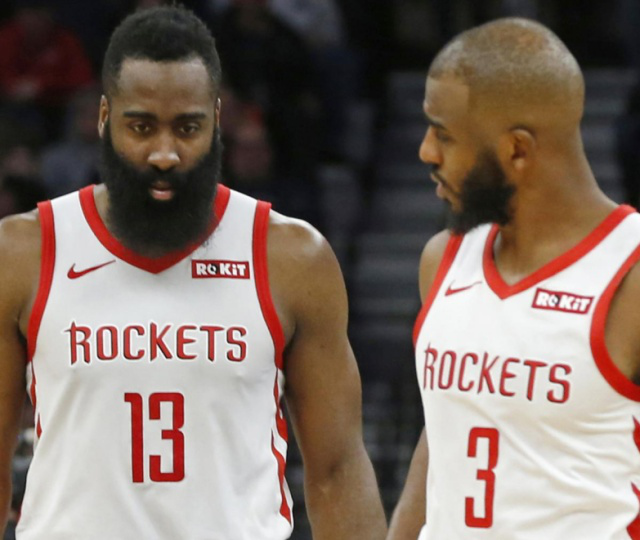 毫无竞争力，阿贾克斯本赛季欧冠5战全败仅进1球净负15球垫底（阿贾克斯欧冠五战皆负：仅进1球、净负15球，小组垫底）