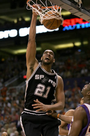 NBA战报：伦纳德41分赛季新高，快船128-108大胜火箭（快船128-108击败火箭，伦纳德轰41分创赛季新高）