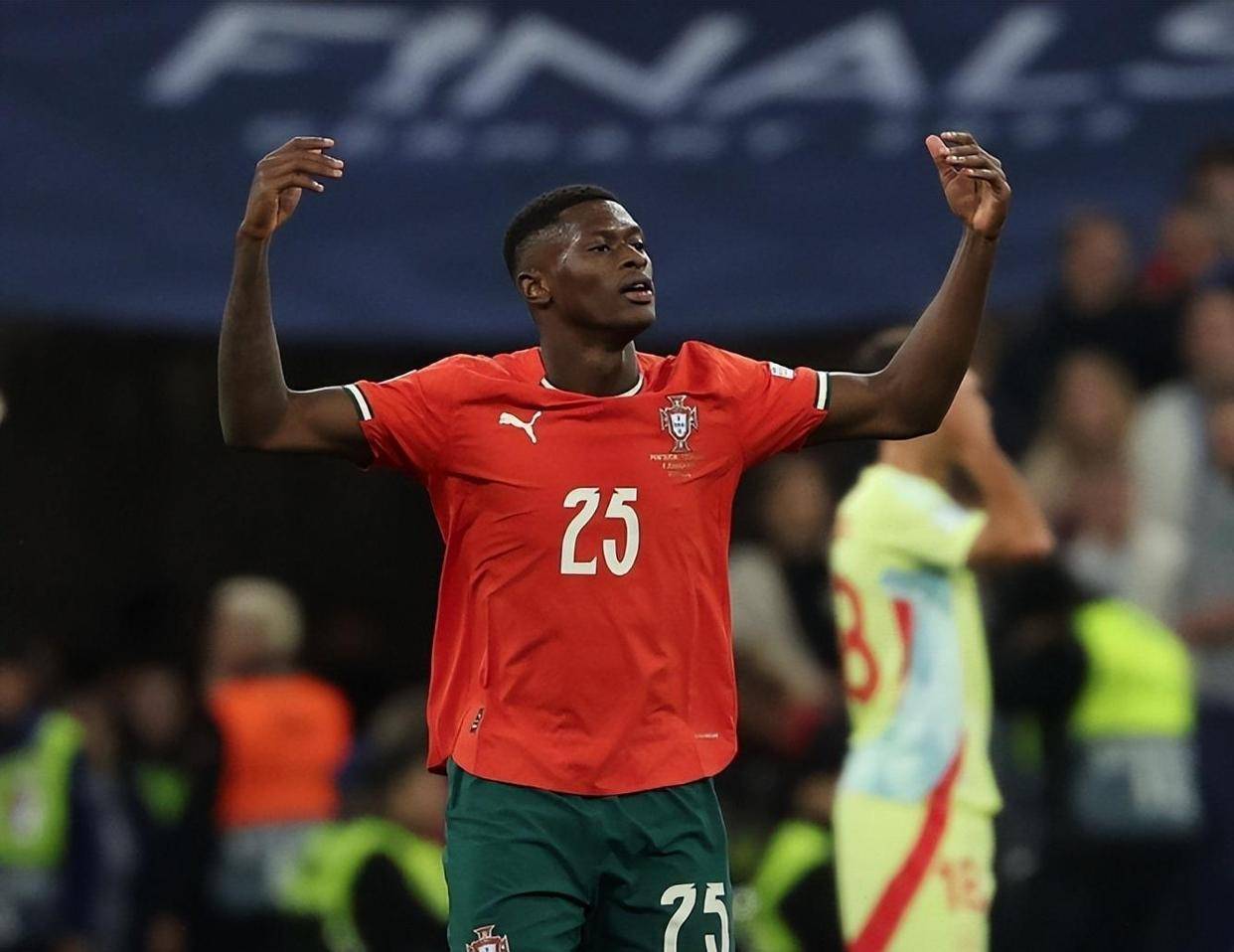 官方：基耶利尼代表意甲联盟进入意大利足协董事会（官方确认：基耶利尼以意甲联盟代表身份加入意大利足协董事会）