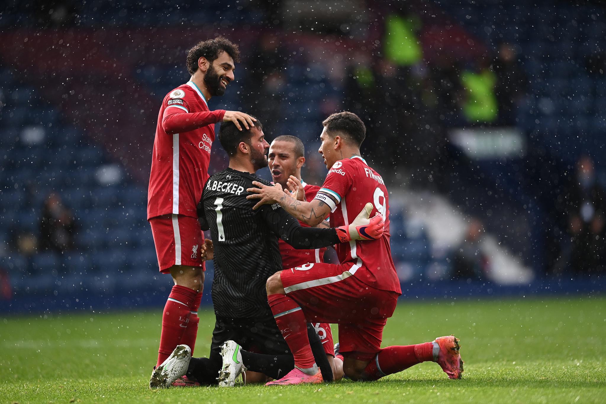 空砍两双！乐福全场投篮12中6得到16分16篮板（乐福12投6中拿下16分16篮板，仍无奈空砍两双）