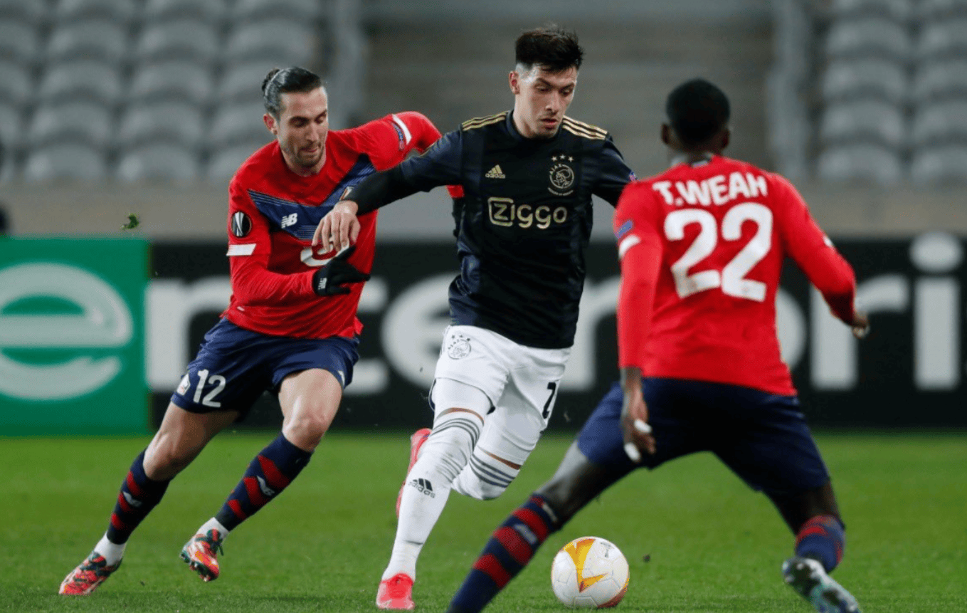 世体：赫拉德-马丁因身体不适缺席今日训练，预计周六回归（世体：赫拉德-马丁今日因不适缺席训练，周六有望归队）