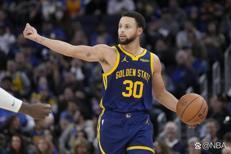 卡恩：阿隆索的体系足球需要特定球员，他的理念不适合皇马（卡恩：阿隆索战术依赖特定球员，其足球理念与皇马不匹配）