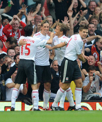 太阳报：巴萨想签15岁新星加布里埃尔，但曼联有信心留下他（太阳报：巴萨有意15岁新星加布里埃尔，曼联确信能留住他）