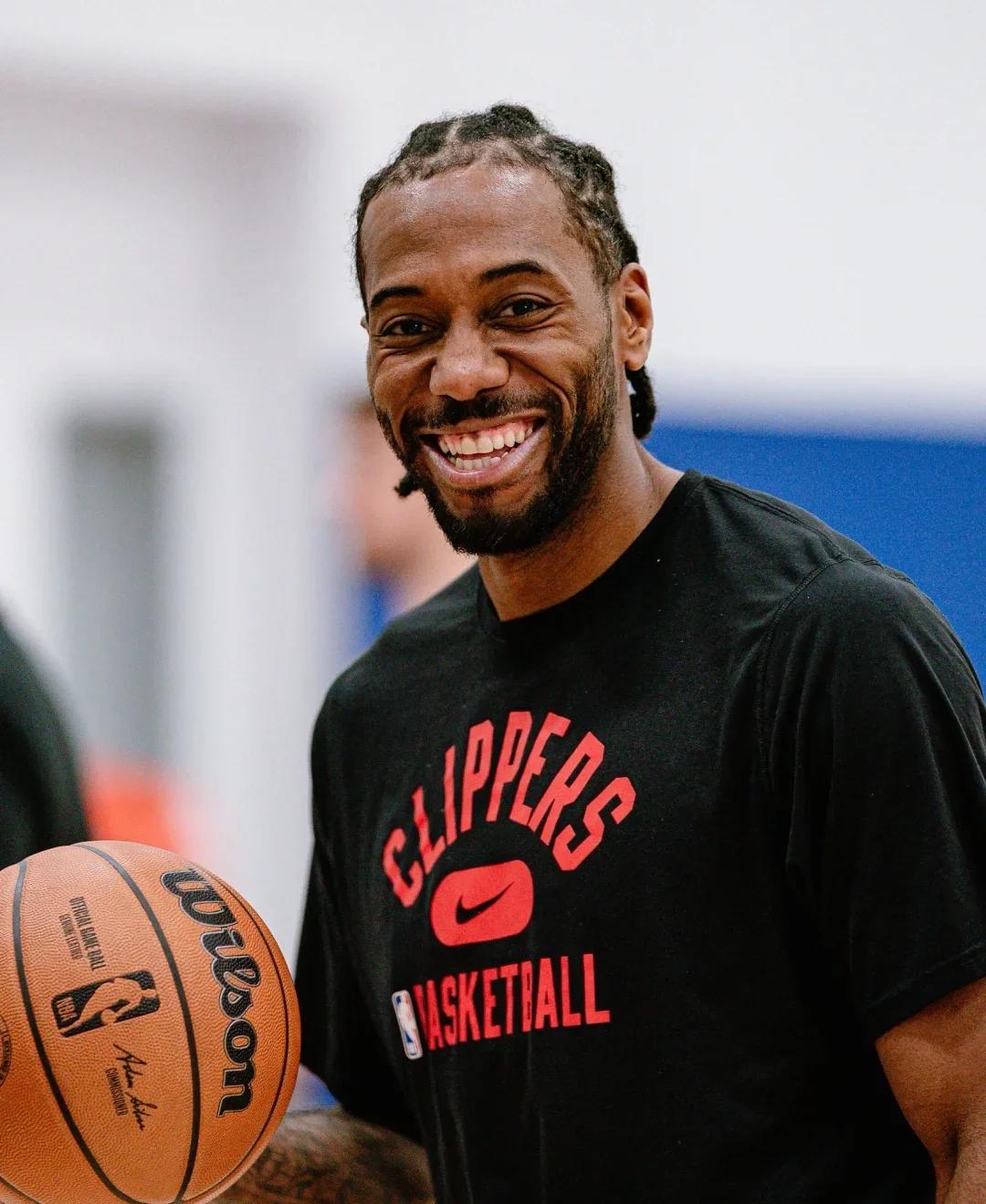 再见曼联！曝6500万“顶星”离队！1.8亿强援投奔红魔，强挖皇马（再见曼联！6500万王牌将离队，1.8亿重磅强援奔赴红魔，强挖皇马）