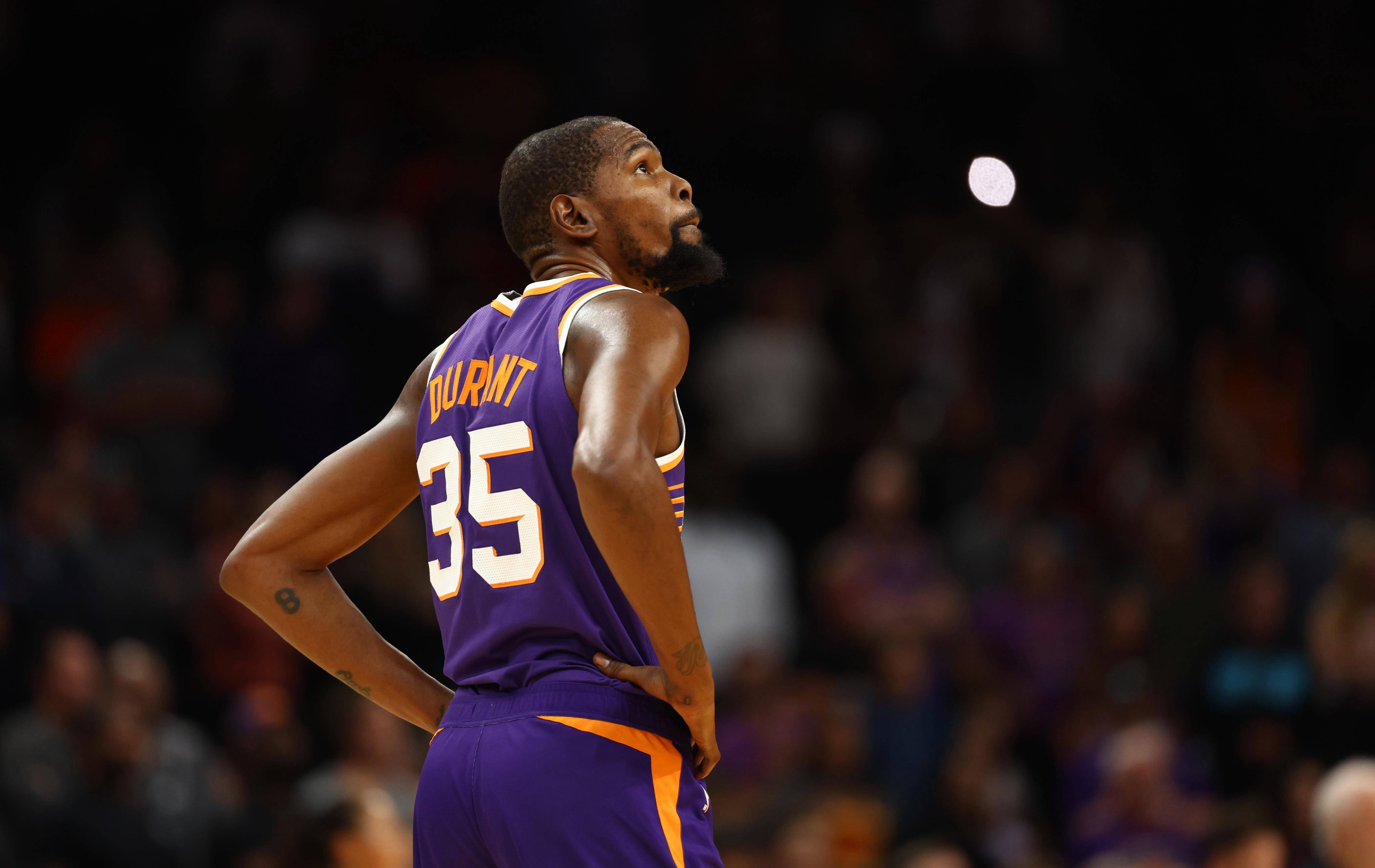 一项数据，全联盟第一（某项数据领跑全联盟）