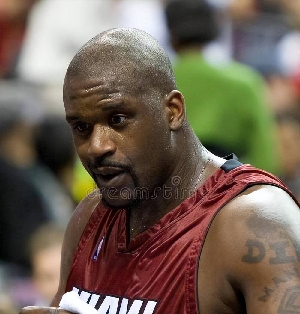 每体：巴萨已明确表示，不会为合同只剩六个月的球员支付转会费（每体：巴萨表态，合同仅剩半年的球员不付转会费）