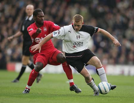 战广岛三箭前路易斯晒照：最后一舞；球员与申花合同月底到期（战广岛三箭前，路易斯晒照称“最后一舞”，与申花合同月底到期）