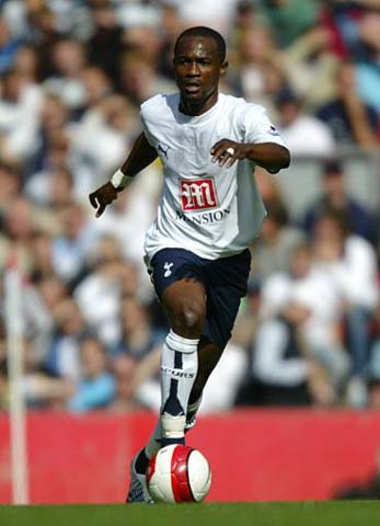 进攻哑火！天津首节合计18中4只得11分（手感冰冷！天津首节18投4中仅得11分）